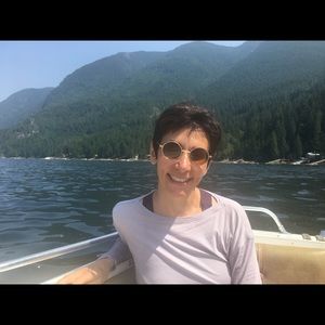 Meet your Posher, Victoria